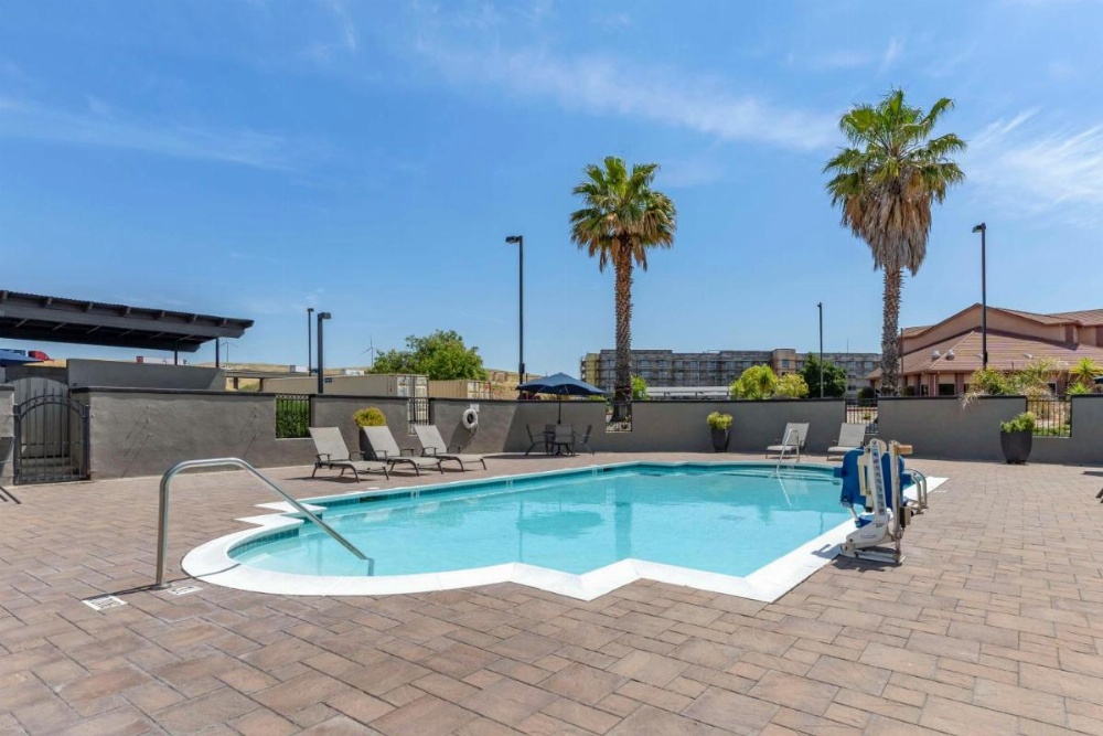 Best Western Plus Vineyard Inn Image 18