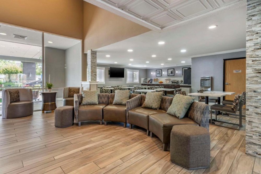 Best Western Plus Vineyard Inn Image 22