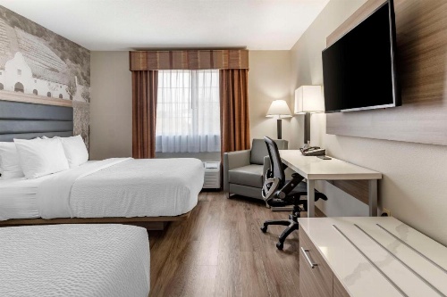 Best Western Plus Vineyard Inn image 39